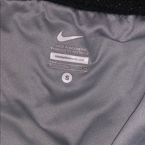 nike athletic shorts! - Picture 4 of 4